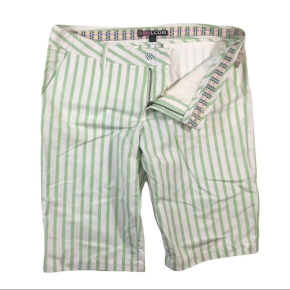 BT241 NWT Women’s VOLCOM Skater Brand Striped Shorts Sz 13 - Picture 1 of 5